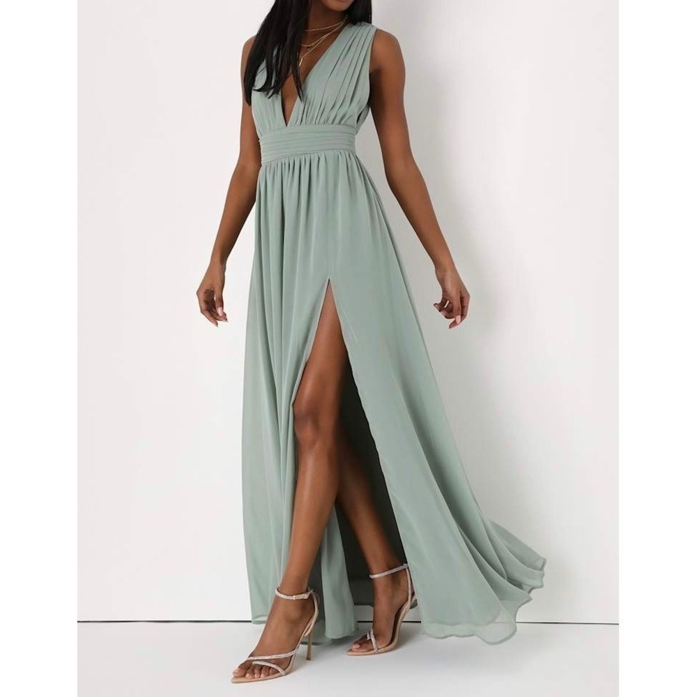 NWT Heavenly Hues Sage Green Brush Maxi Dress Small